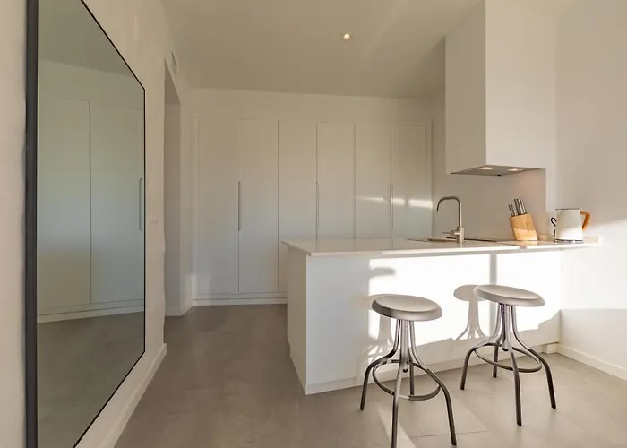 Whalehouse 1 - Design & Terrace - Unique! * タリファ